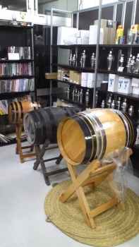 間もなく新装開店！