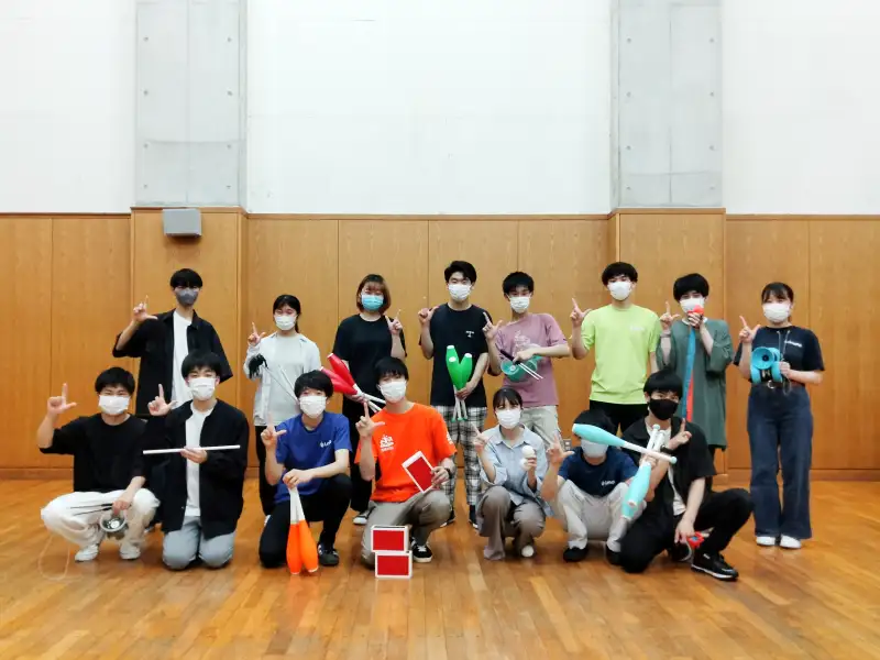 東京都立大学ジャグリングサークルTeam"Lamp"集合写真