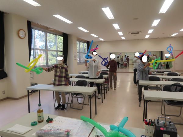 Happy Balloon Project バルーンアートに挑戦しよう!