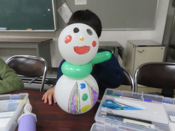 Happy Balloon Project バルーンアートで雪だるまを作ろう