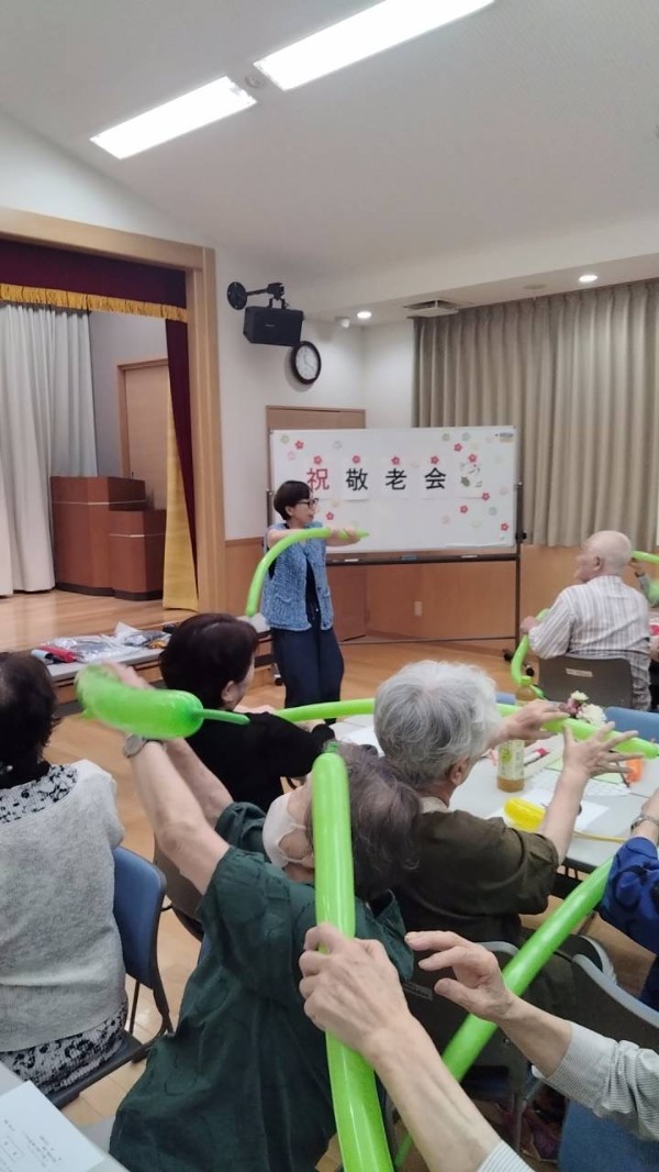 Happy Balloon Project 敬老会イベント(バルーン教室)