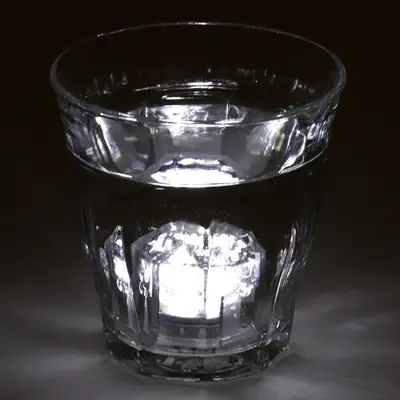 白
